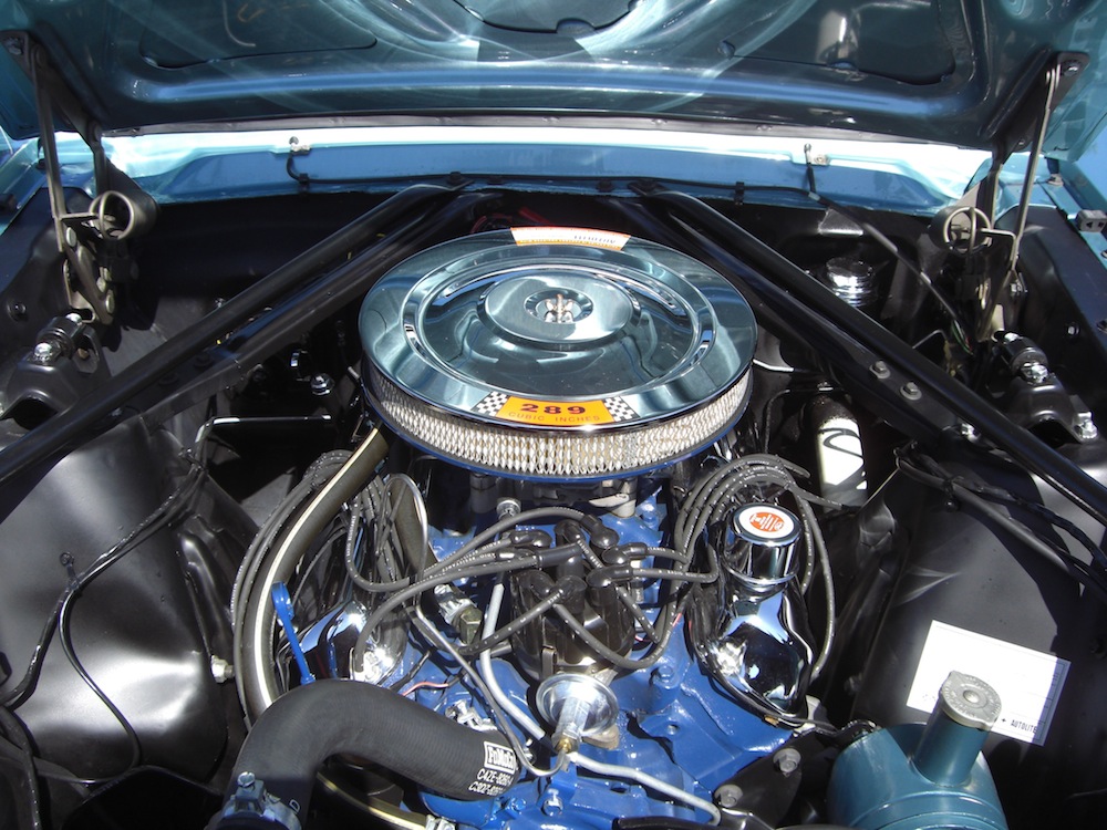 customized 289ci V8 engine