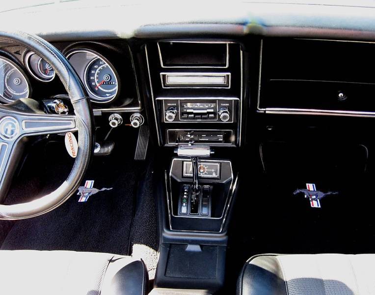 Medium Brown 1971 Ford Mustang Convertible Photo