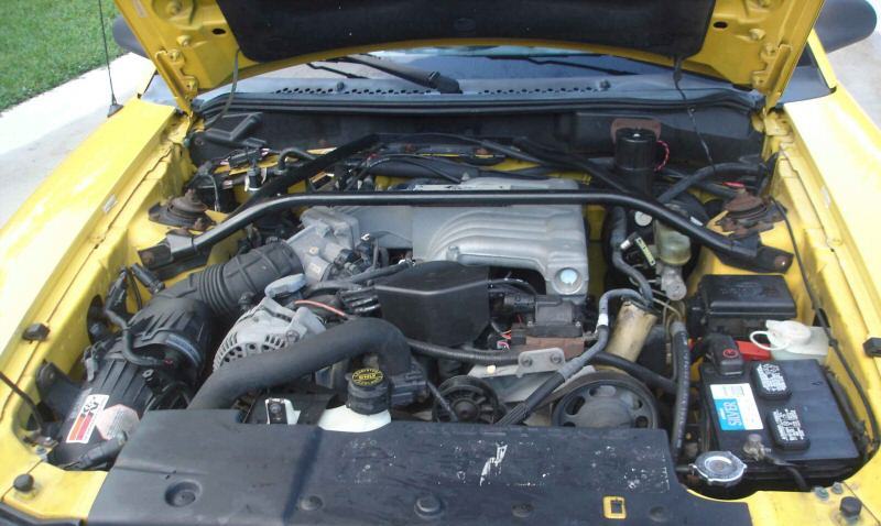 T-code 215hp, 302ci V8 1994 Mustang GT engine