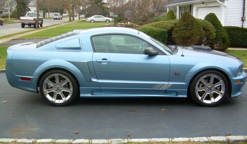 Windveil Blue 2005 Saleen S281 Supercharged Mustang Coupe