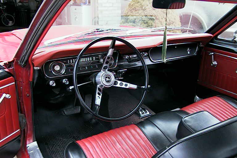 1964 Mustang Dash