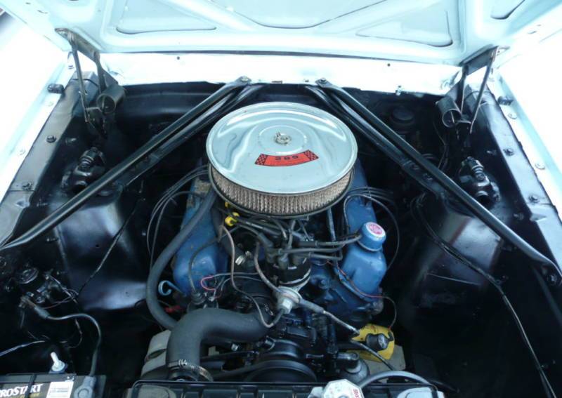 1966 Ford Mustang A-code 289ci 4-barrel V8 engine
