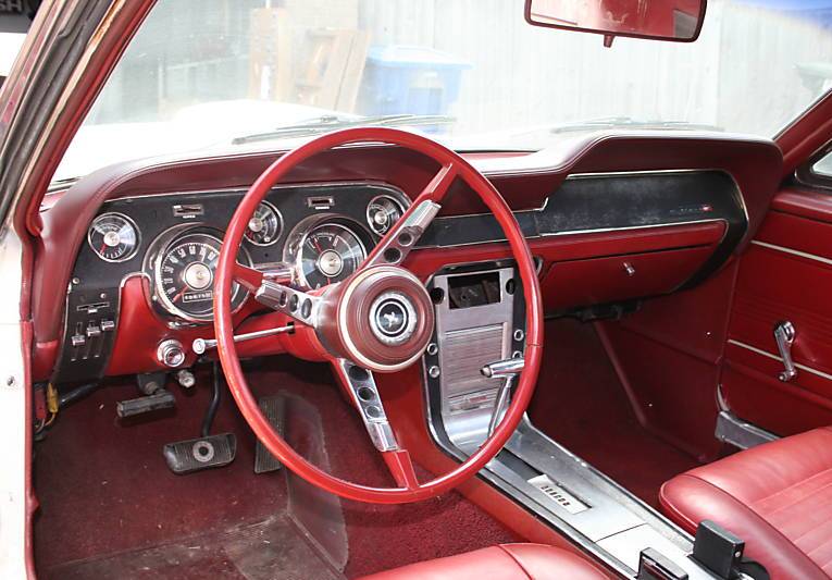 Dash 1967 Mustang GTA Fastback