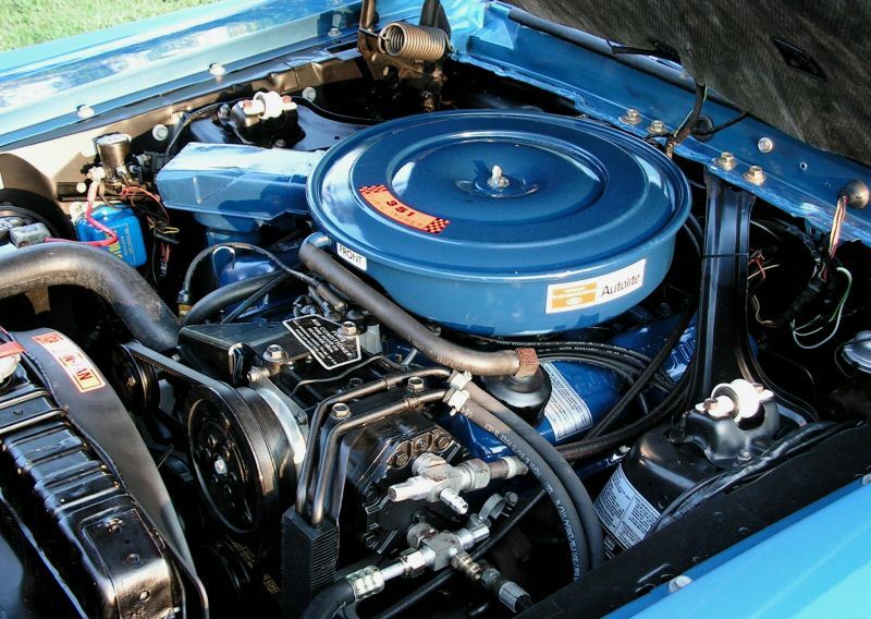 Modified H-code V8 engine