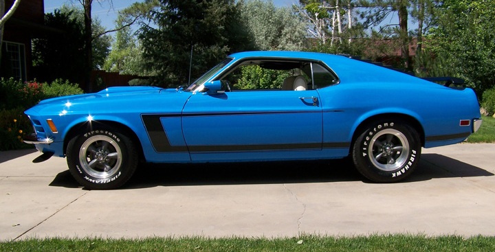 Blue 1970 Grabber Mustang