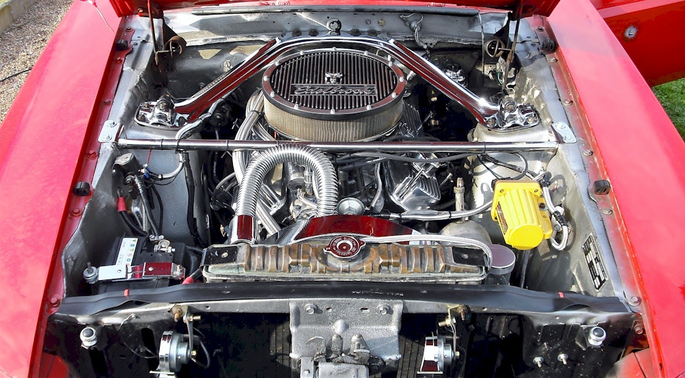 70 Mustang Engine