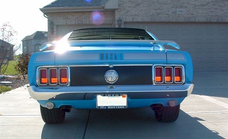Grabber Blue 1970 Mustang Mach 1