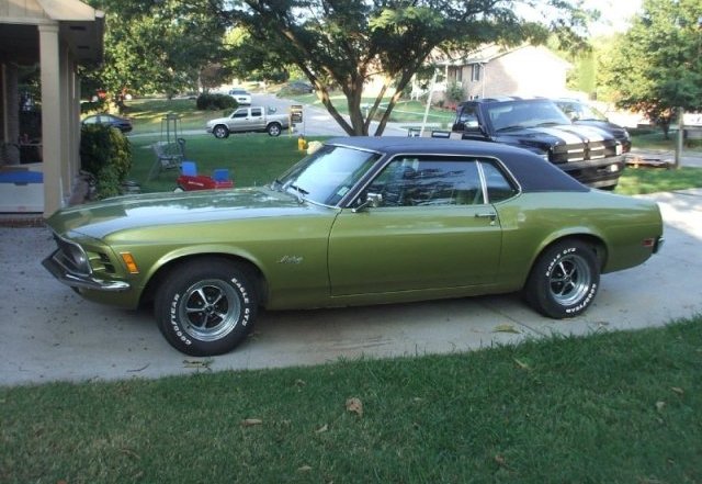 Medium Lime 1970 Mustang Hardtop