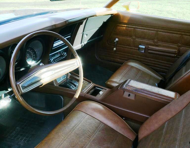 Interior 1972 Mach 1