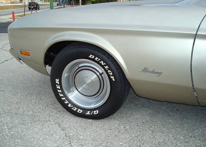 Full wheel caps/covers.