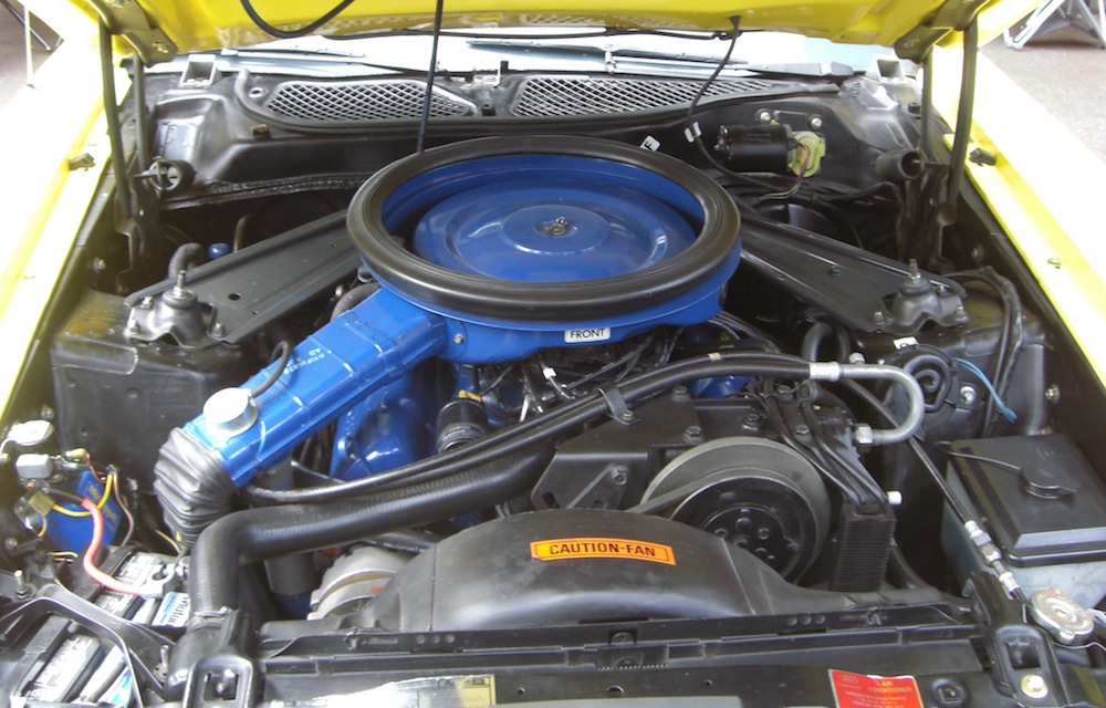 ram air 351ci V8 engine