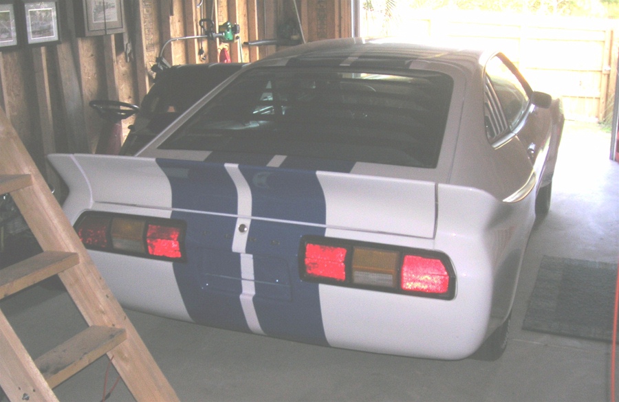 White 76 Mustang II Handler