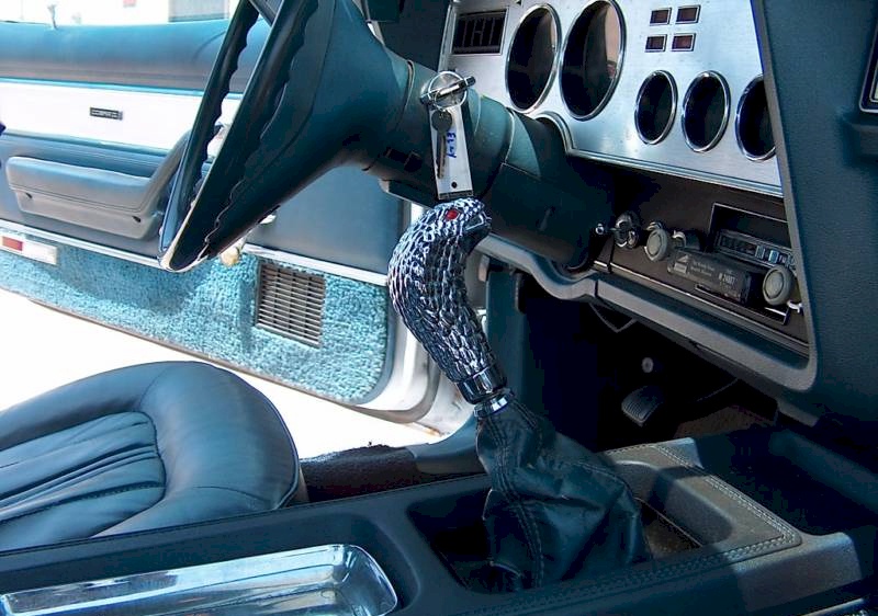 Cobra Shift Knob