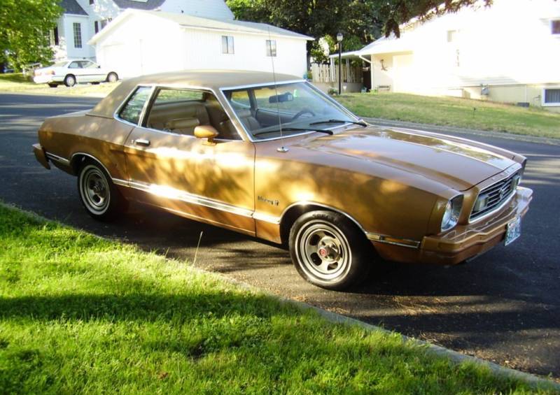 Medium Gold 77 Mustang II Coupe
