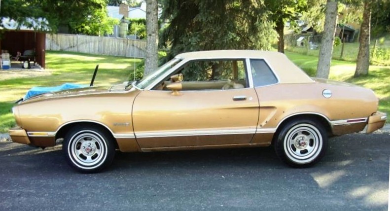 Medium Gold 1977 Mustang II Coupe