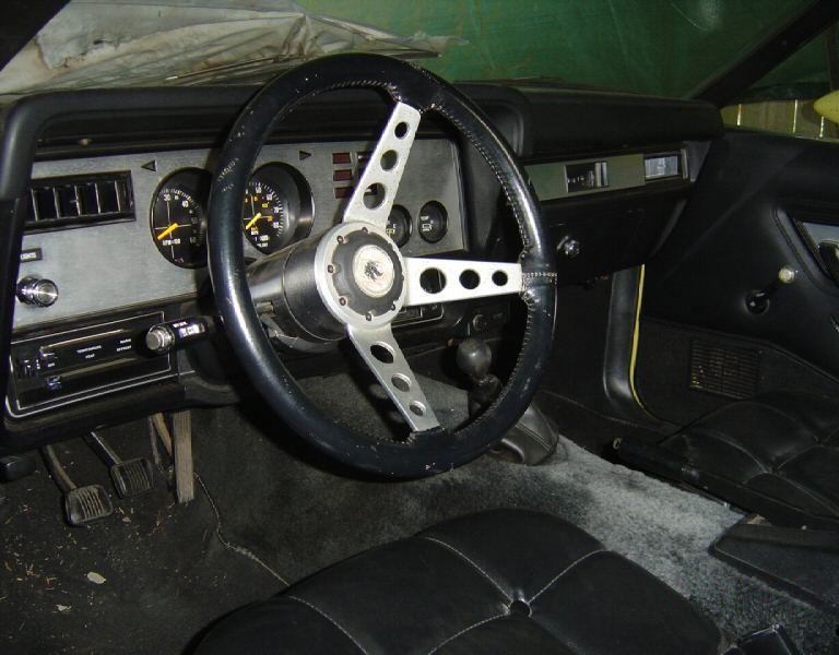 Dash 1977 Mustang Mach 1 Hatchback