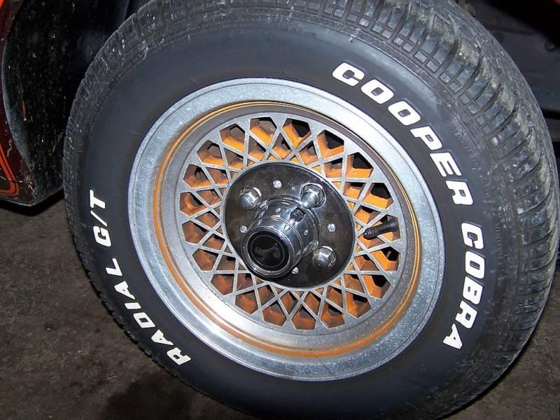 1979 Gold Lace Wheels