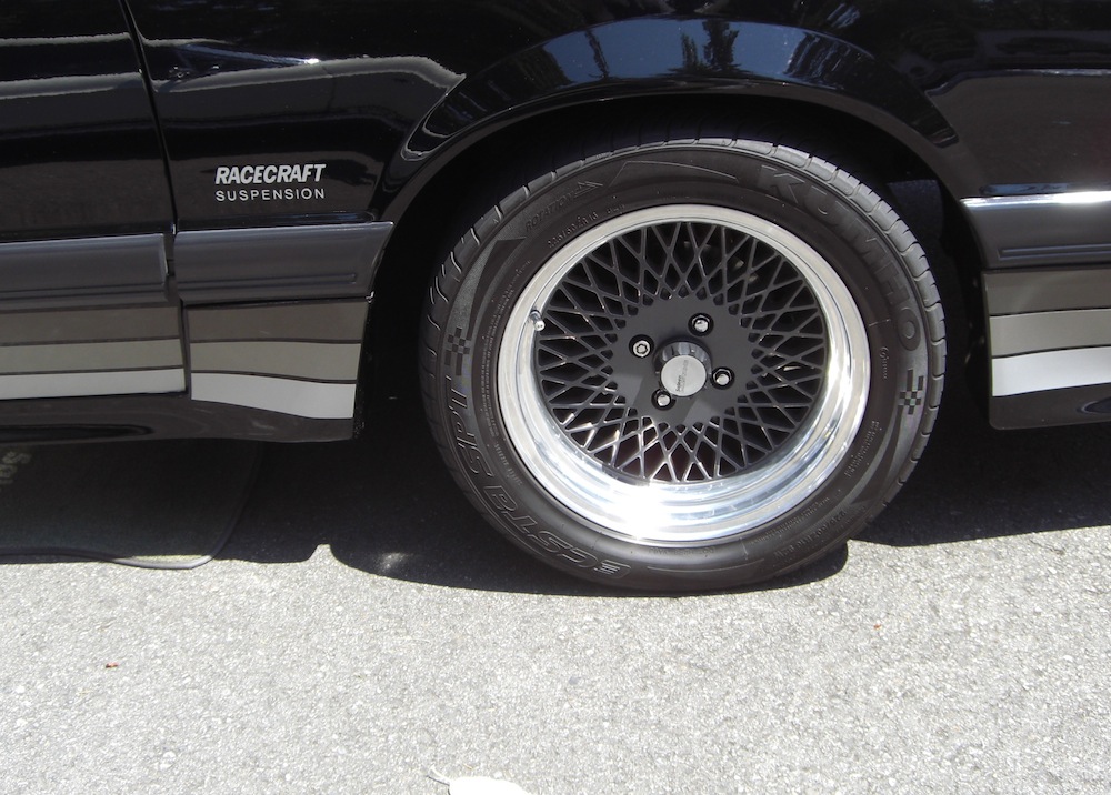 Wheels Mustang Saleen hatchback