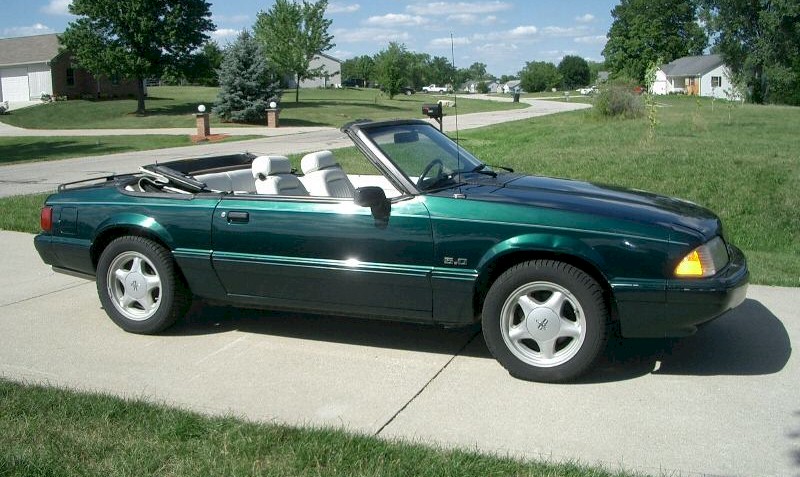 7-Up Mustang