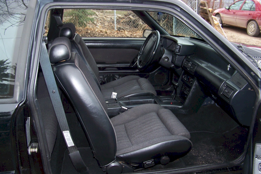 1990 Mustang Interior