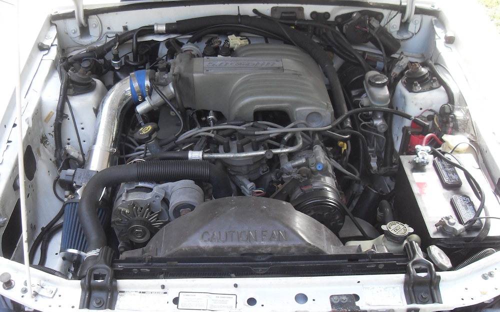 Customized 1990 E-code 302ci V8 Engine