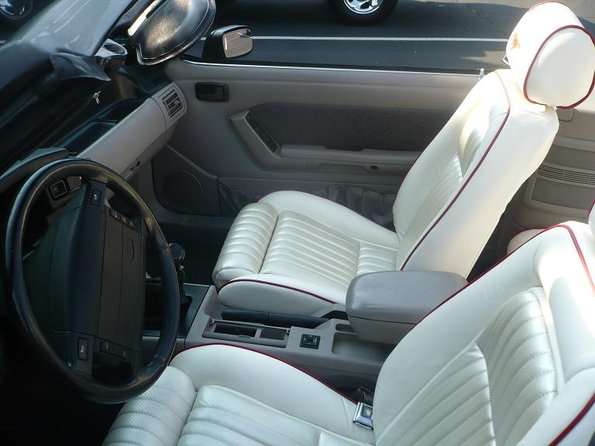 1990 Mustang Interior