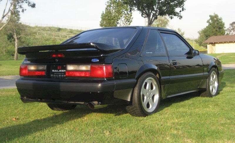 Black 1990 Saleen
