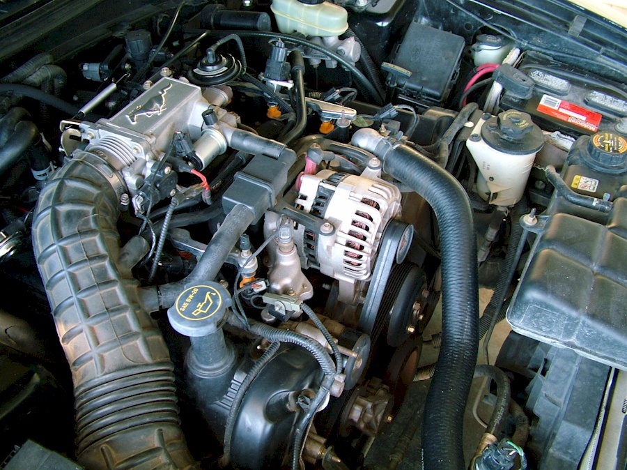 2000 Mustang GT Engine