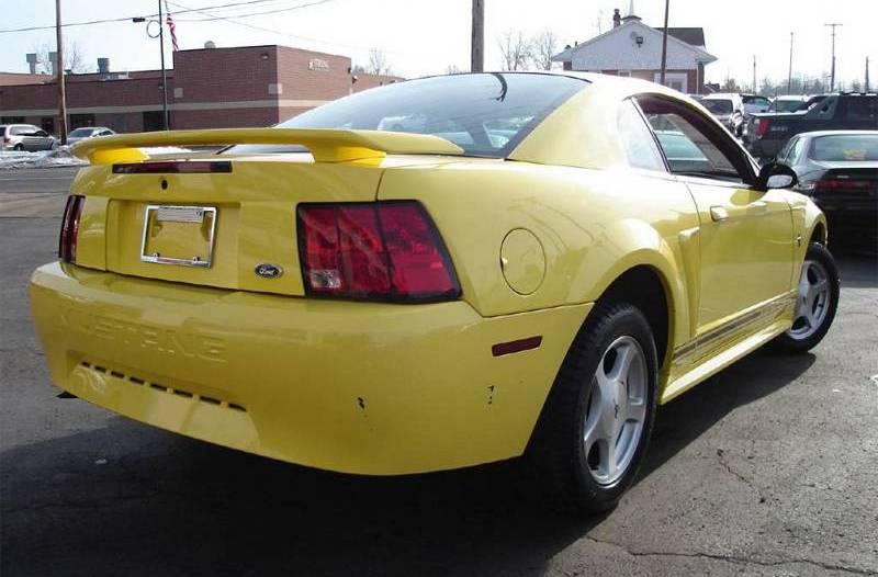 Zinc Yellow 2001 Mustang Coupe