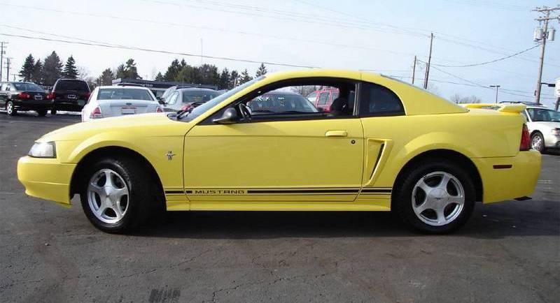Zinc Yellow 2001 Mustang Coupe