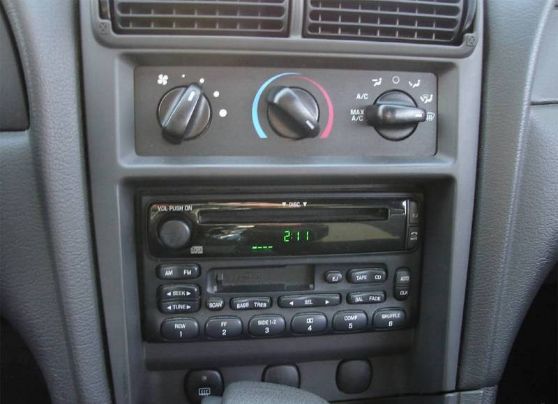 Cassette and CD Player