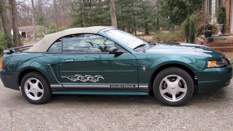 Tropic Green 2001 Mustang Convertible