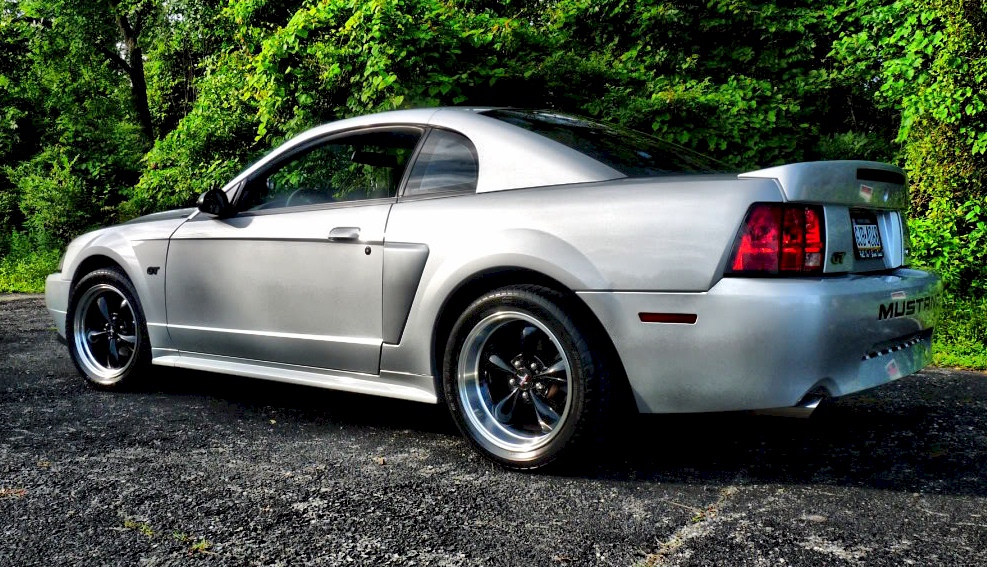 Satin Silver 02 Mustang GT