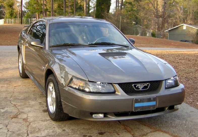 Mineral Gray 2002 Mustang