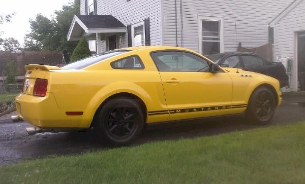 Screaming Yellow 2005 Mustang