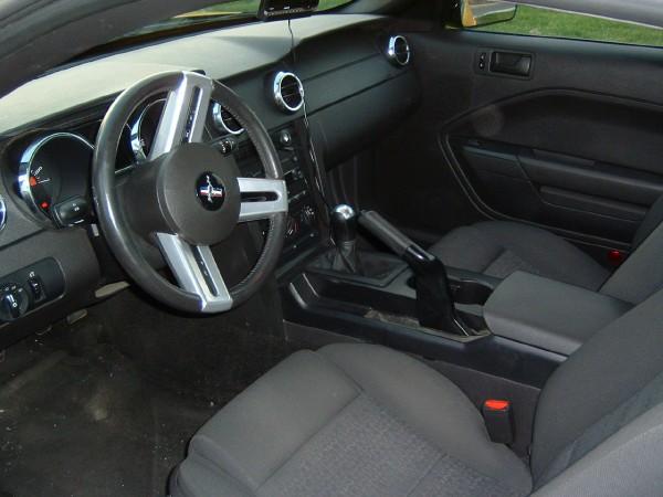 2005 Mustang Interior