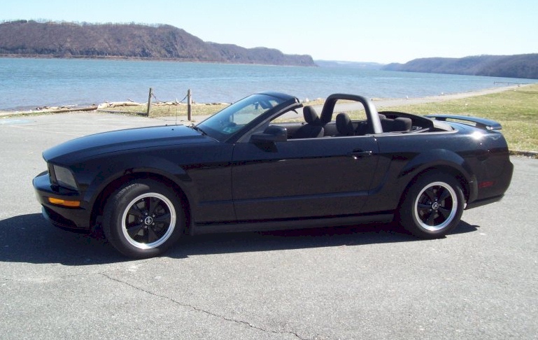 Black 2005 Mustang Convertible