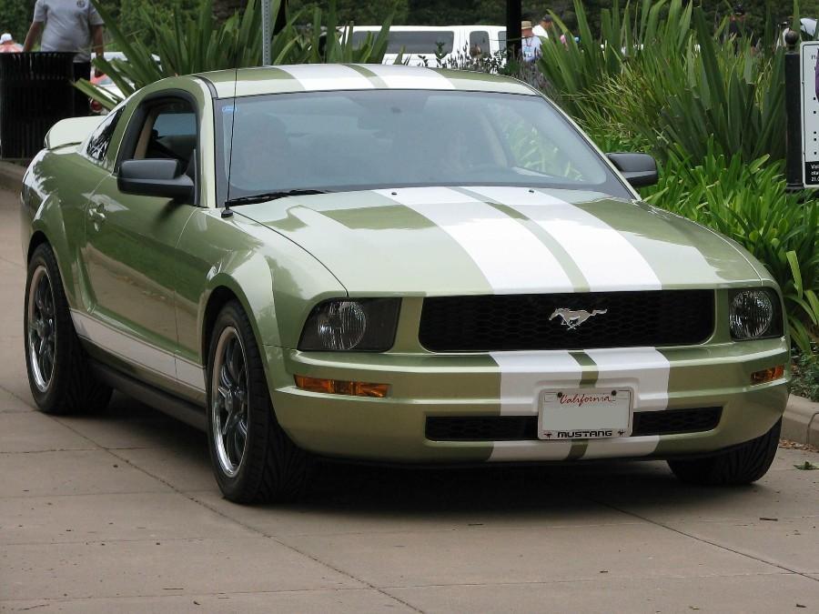 Legend Lime 2005 Mustang GT Coupe