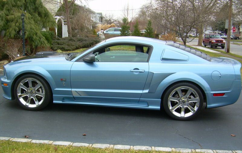 Windveil Blue 2005 Saleen S281 Supercharged Mustang Coupe
