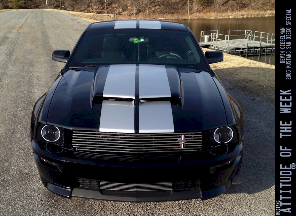 Black 2005 Mustang SDS