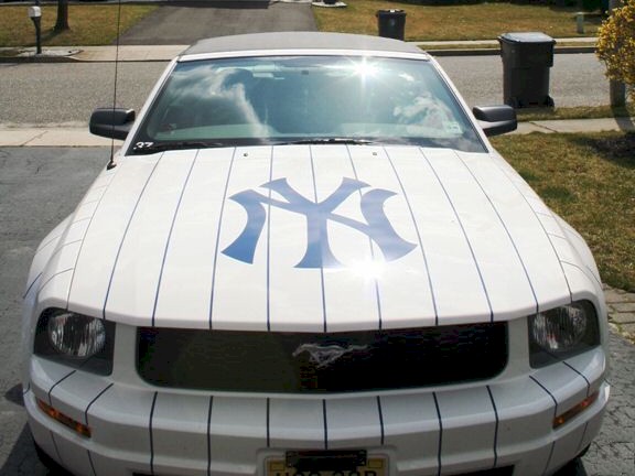 2005 Yankees Mustang