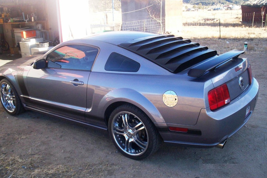 Tungsten Gray 2006 Mustang GT Customized Coupe