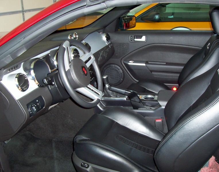 2006 Saleen S281E Interior