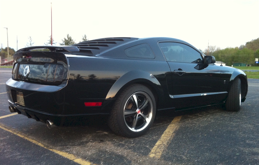 Black 2007 Mustang GT