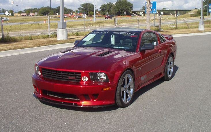 Lizstick Red 2007 Mustang Saleen S-281-E Coupe
