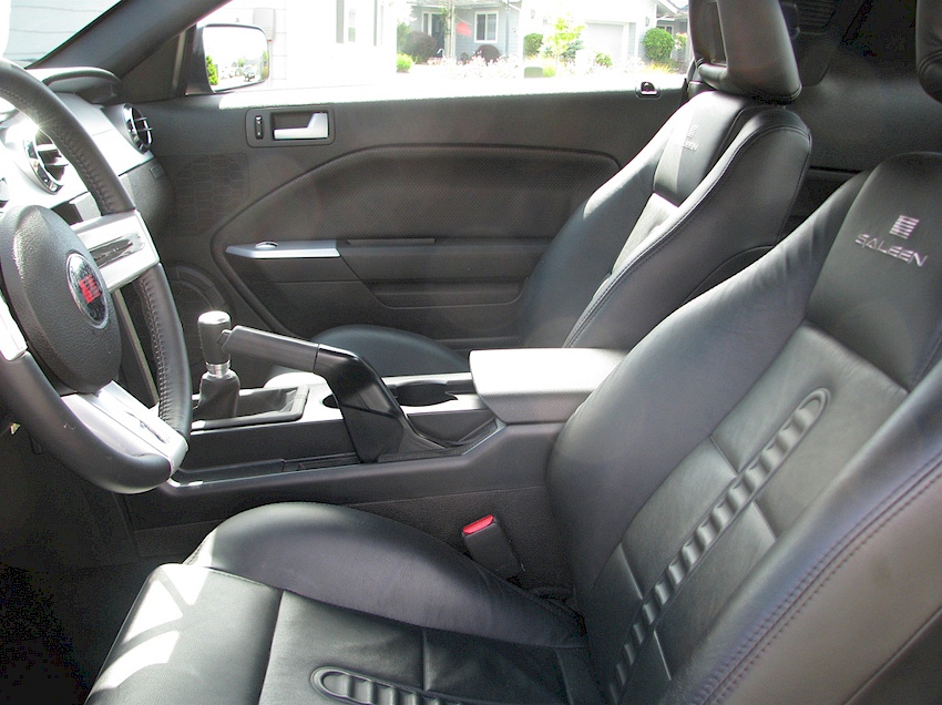 2007 Saleen Extreme Interior