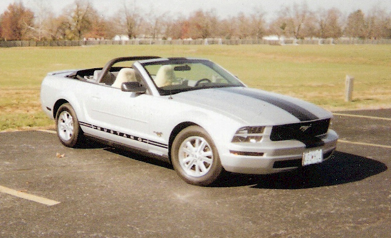 Silver 08 Mustang