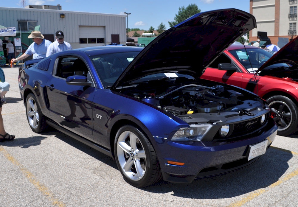 Kona Blue 2010 Mustang GT