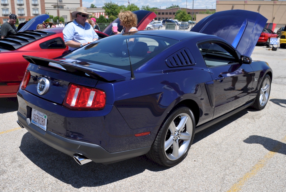 Kona Blue 2010 Mustang GT
