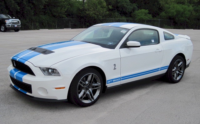 Performance White 2011 Shelby GT-500